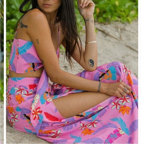 XI 19 Palms Honolulu Hawaii pink palm kohala resort maxi skirt small… - Picture 4 of 10